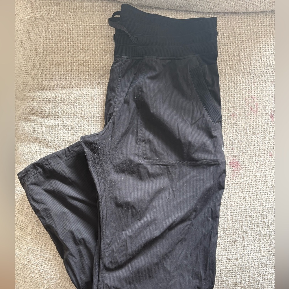 Lululemon Dance Studio Mid-Rise Pant Size 10